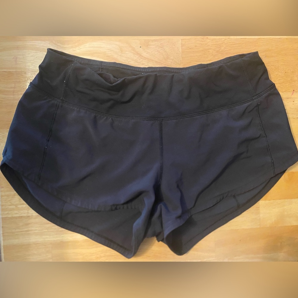 Lululemon Speed Up Low-Rise Lined Short 2.5” Size 4